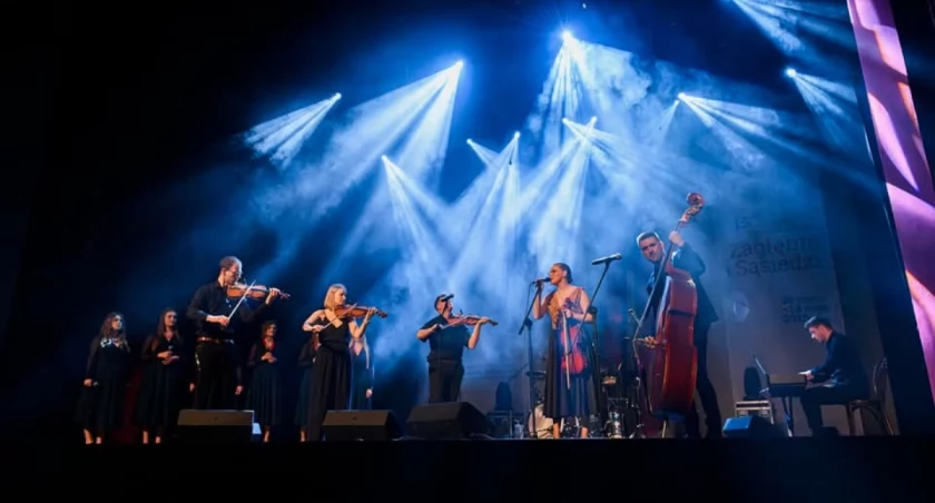 Międzykulturowy Festiwal „Zagłębie i Sąsiedzi” - Kapela PoPieronie i Przyjaciele poderwała Pałac Kultury Zagłębia w powietrze 
