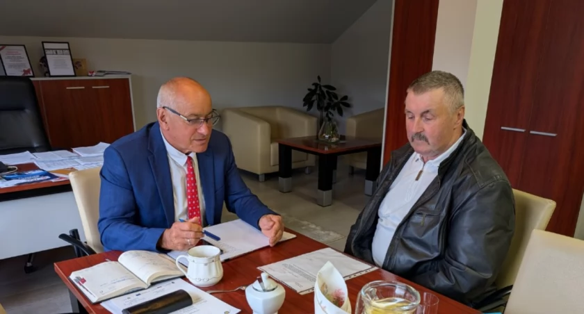 Lokalne działania dla lepszej przyszłości. Wójt Gminy Lipowa spotkał się z Sołtysem wsi Ostre