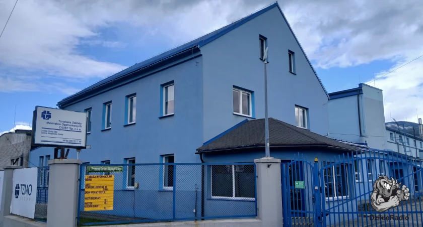 Nowy defibrylator AED w Ciścu! Bezpieczeństwo na wyciągnięcie ręki.