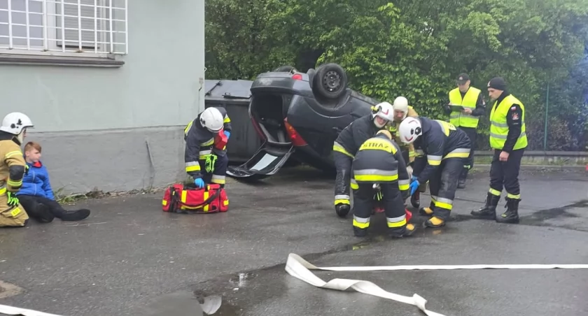 Strażacy z Gminy Świnna w intensywnych ćwiczeniach terenowych