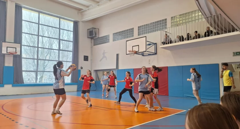 Tłusty Czwartek pełen sportowych emocji – licealiada koszykówki w Żywcu