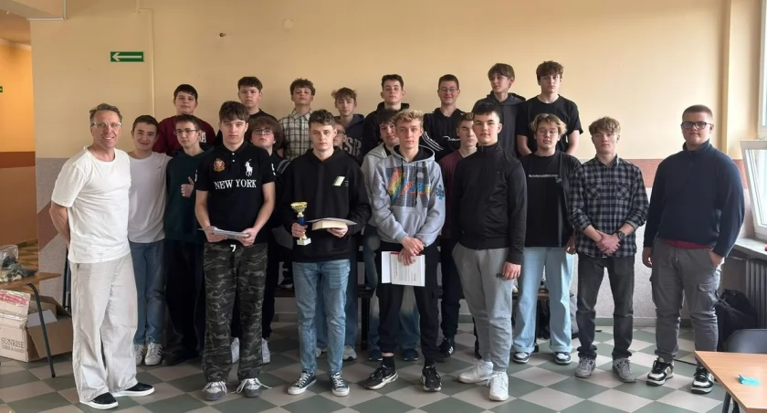 Turniej szachowy w Żywcu uczcił Dzień Liczby Pi emocjonującą rywalizacją