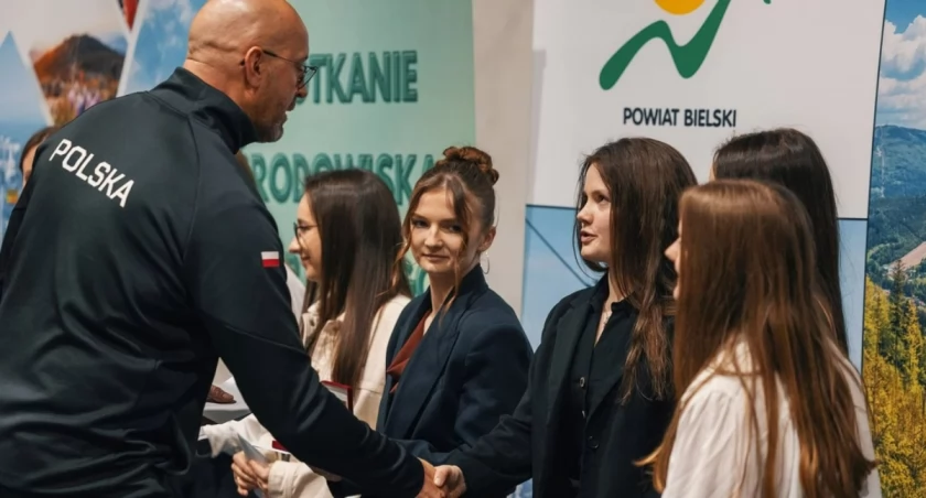 Sportowe gwiazdy z powiatu bielskiego docenione. Minister Rutnicki zapowiada wsparcie