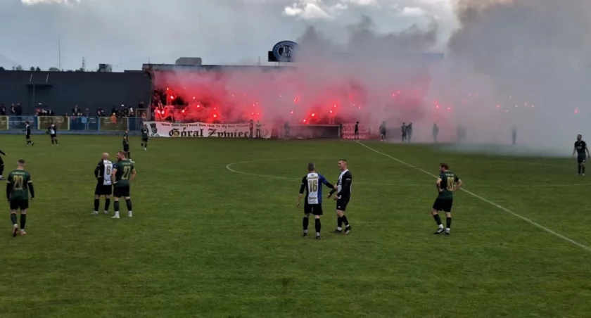 Ekscytujące starcia w 15. kolejce INSTALMAX A-Klasy Żywiec - podsumowanie.
