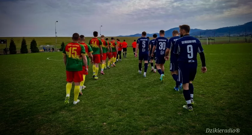 GKS Radziechowy Wieprz wywozi cenny remis z Sokoła Słotwina.