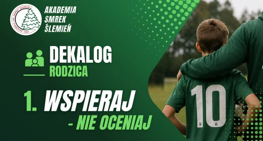 Rodzice kluczem do sukcesu młodych piłkarzy – nowa kampania Akademii Smrek Ślemień.