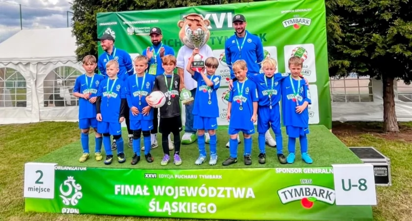 Wielki sukces małych piłkarzy Beskidu Godziszka w wojewódzkim finale Pucharu Tymbarka!