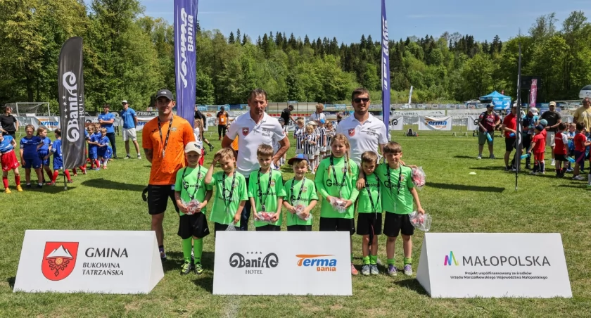 Zmagania najmłodszych piłkarzy UKS Lisek Milówka na turnieju BANIA CUP