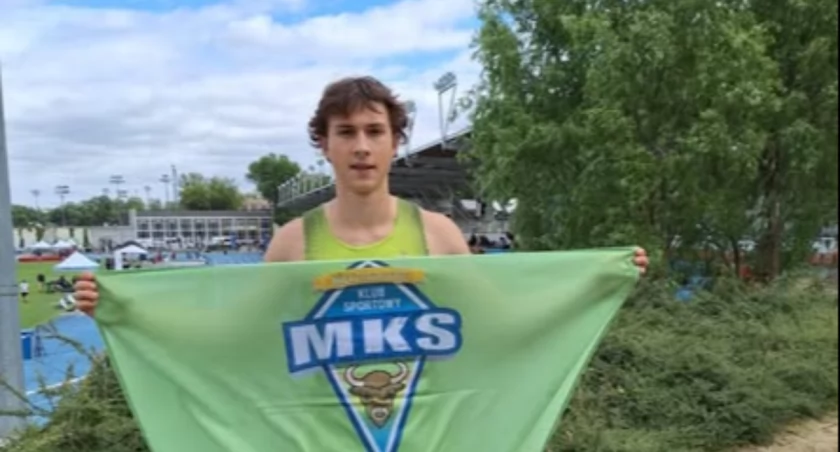 Filip Piwowarczyk z MKS Żywiec w finale Mistrzostw Polski U18 w trójskoku