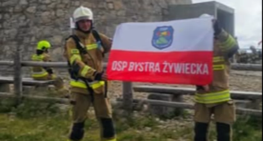 Blisko 2000 strażaków zdobyło Śnieżnik promując honorowe dawstwo szpiku