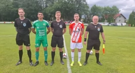 LKS Leśna triumfuje na zakończenie sezonu zdobywając&hellip;