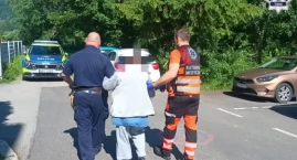 Dzielnicowy z Węgierskiej Górki pomógł zagubionej se&hellip;