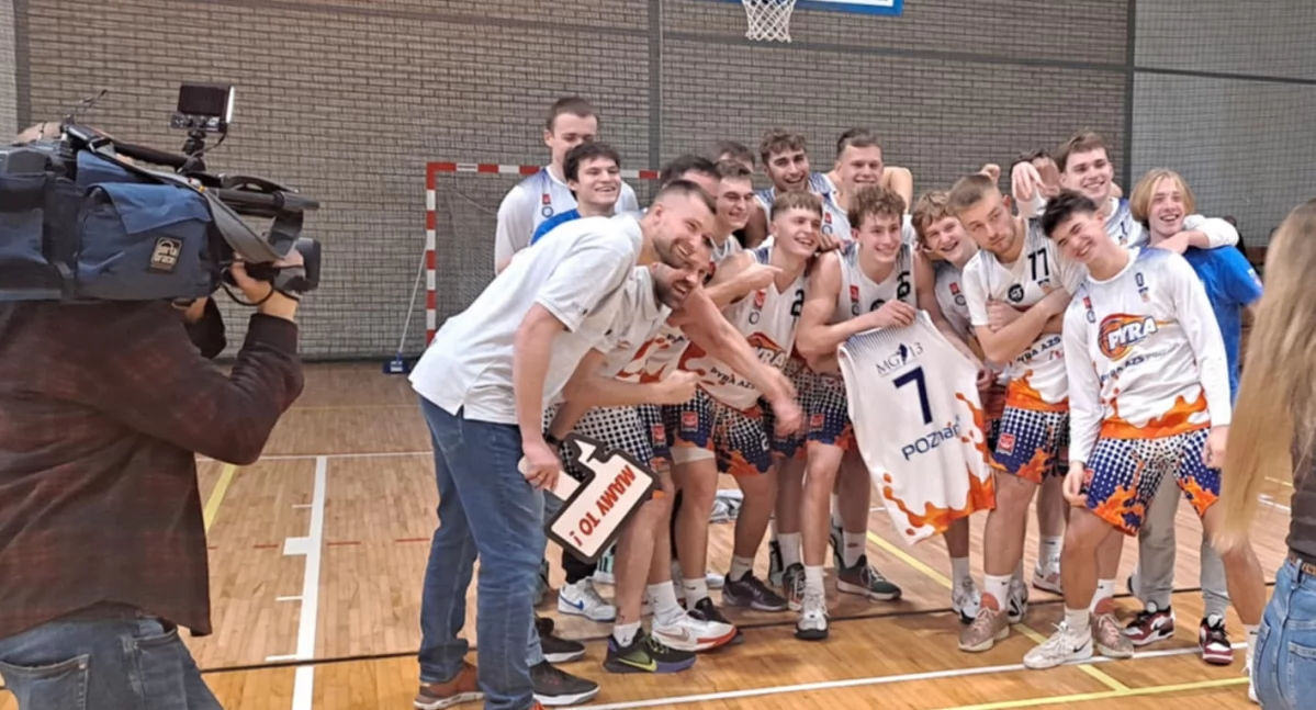 Pyra AZS - Enea Basket. Ciekawe derby oglądał nadkomplet kibiców