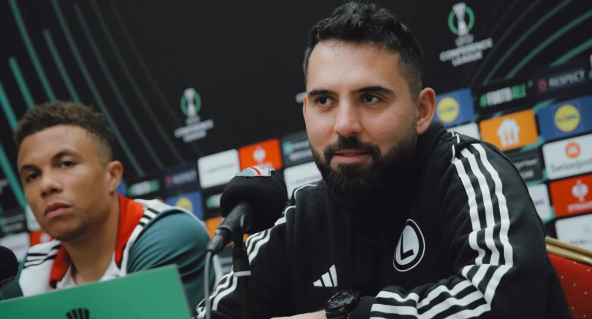 Legia na mecz z Lechem bez pierwszego trenera