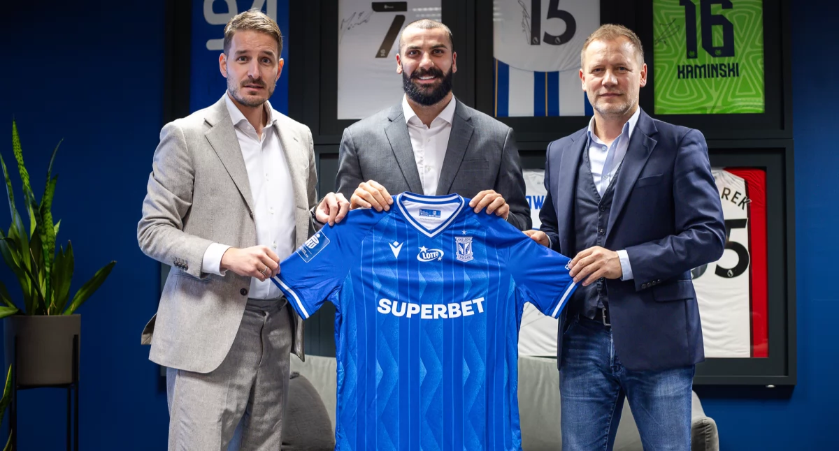 Mikael Ishak z nowym kontraktem. 