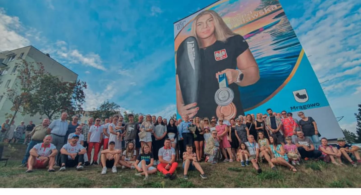 W rodzinnym Mrągowie Anna Puławska ma swój mural, ale mieszka w Poznaniu. Czy to jej nowy dom?