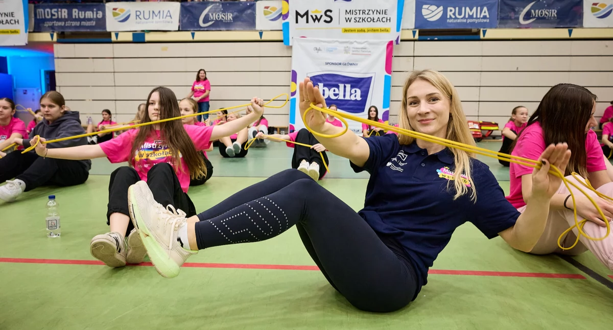 4 mistrzynie, właścicielki 11 medali olimpijskich ćwiczyły z nastolatkami. Karolina Naja zachwycona 