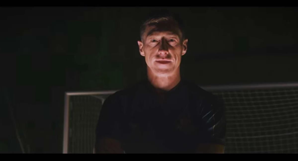 Bartosz Ślusarski wznawia karierę. < Brakowało mi piłki > 