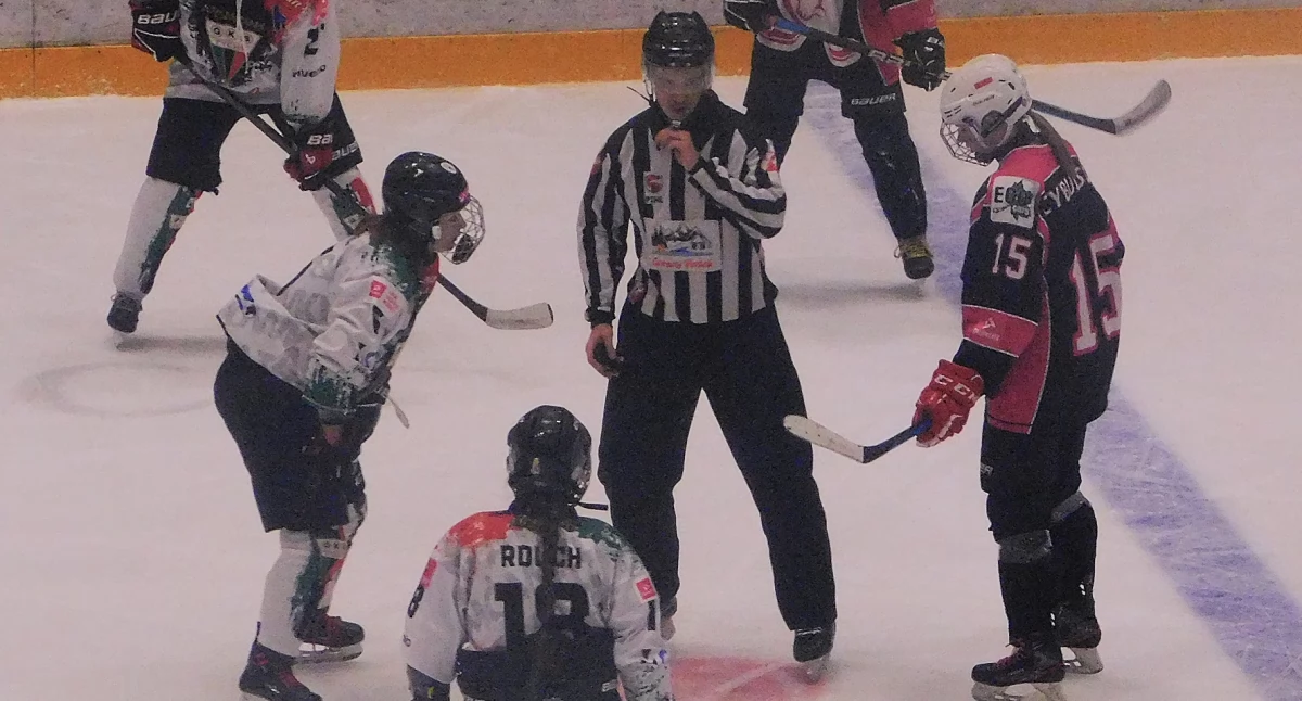 Kozice walczą w ćwierćfinale. Trzy gole do odrobienia