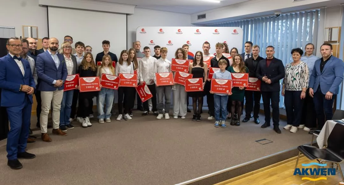 Wręczono stypendia sportowe Gminy Czerwonak. Dużo sportowców z poznańskich klubów