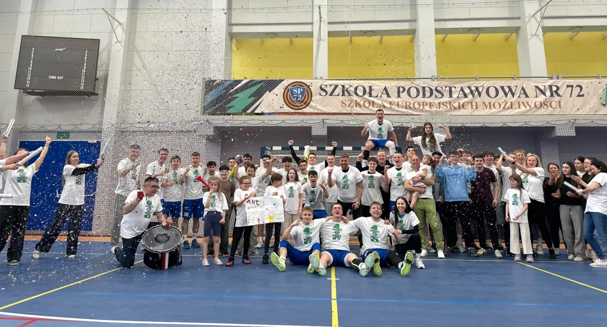 Przy Newtona wystrzeliły szampany. Grunwald II Poznań awansował do 1. Ligi