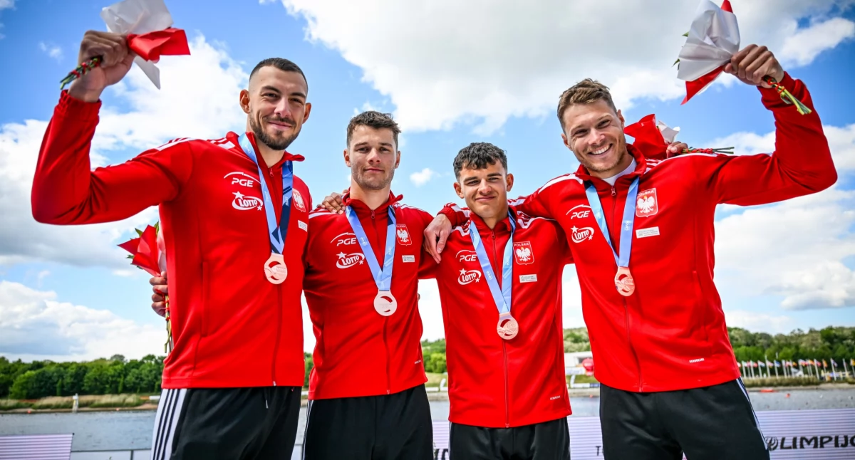 Trzy medale biało-czerwonych w PŚ w Kajakarstwie. Medal z wygiętym sterem