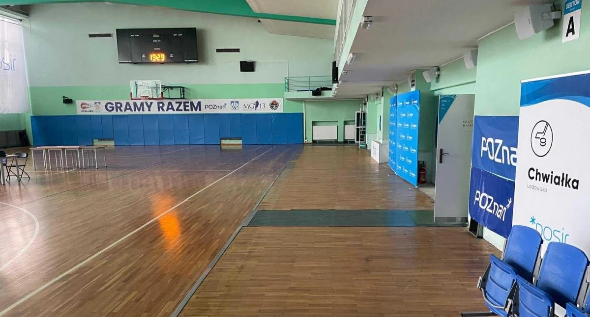 Chwiałka A bez trybun. Ale tylko chwilowo. Sala przechodzi lifting