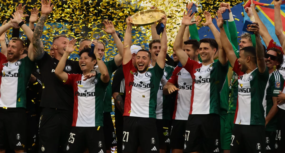 Lech Poznań bez trofeum. Trener: Byliśmy zbyt wolni w swoich działaniach