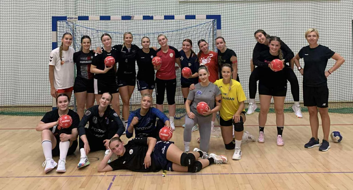 Enea Piłka Ręczna rozpoczęła przygotowania. Są nowe twarze, Karina Bayrak zagra w Superlidze