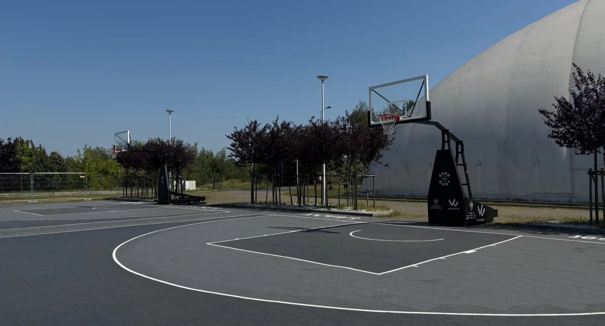 Boiska do koszykówki 3x3 w Centrum PLEK dostępne za darmo