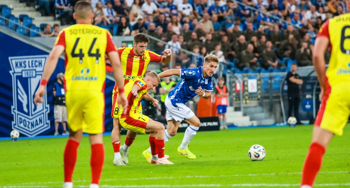 Męczarnie i strata punktów Lecha Poznań w starciu z Koroną Kielce