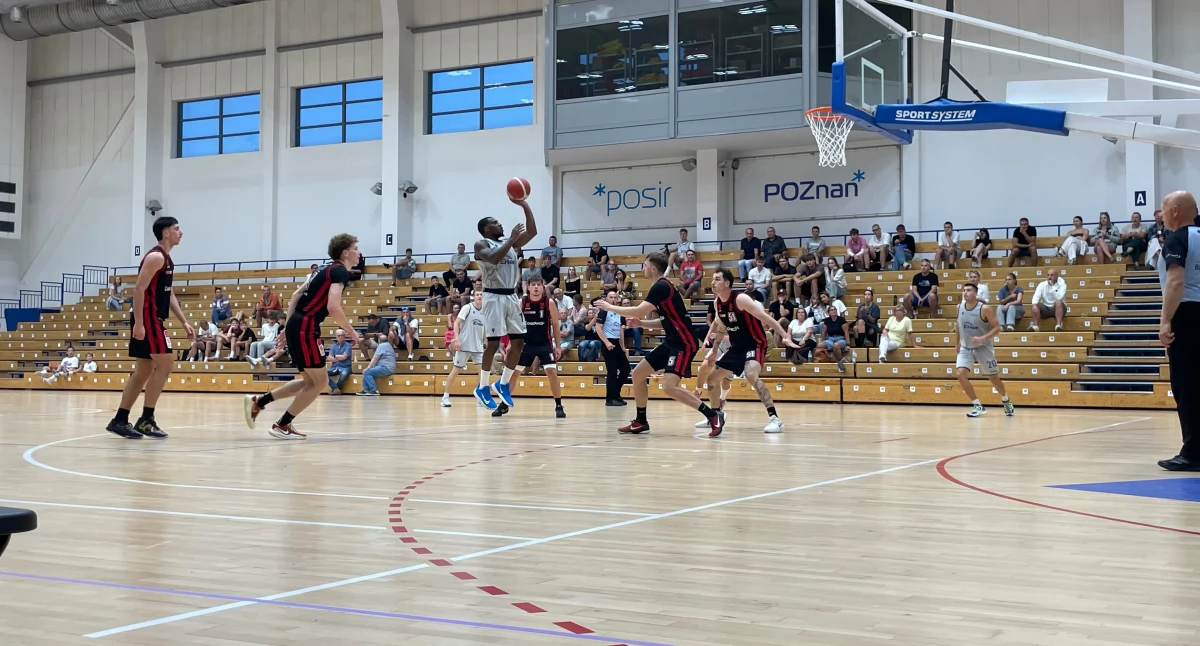 Ciekawy sparing Enei Basketu z ŁKS-em. W weekend turniej w Poznaniu