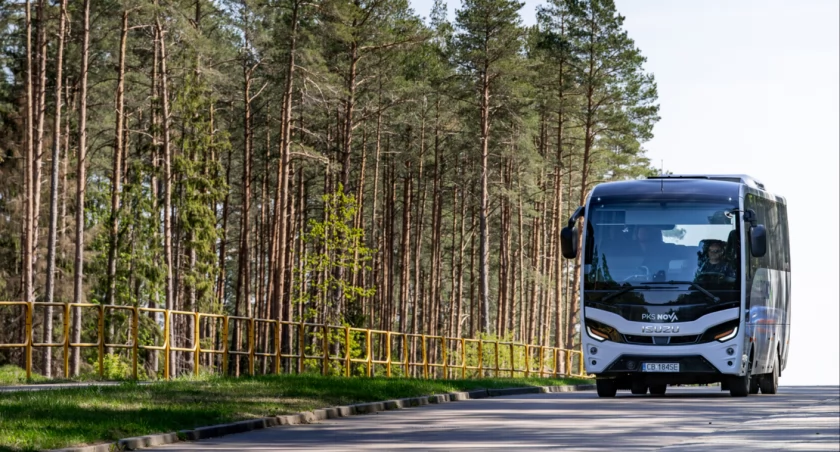 Uczniowie nie mogą dojechać do szkół