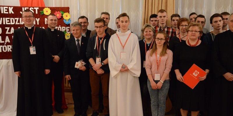 Młodzi będą pomagać