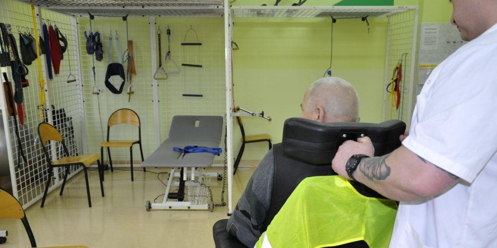 Więźniowie w służbie niepełnosprawnym