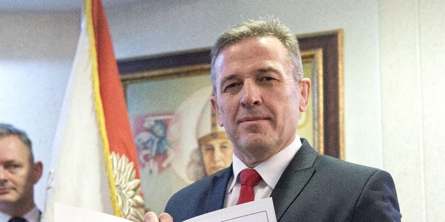 Ile będzie zarabiał prezydent Sitnik?