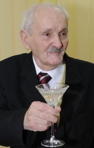 Wacław Jarząb skończył sto lat!
