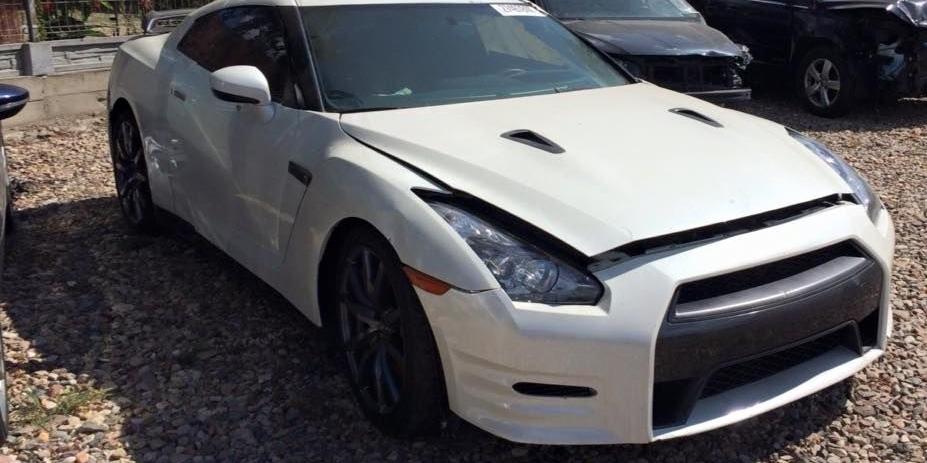 Skradziony NISSAN GT-R