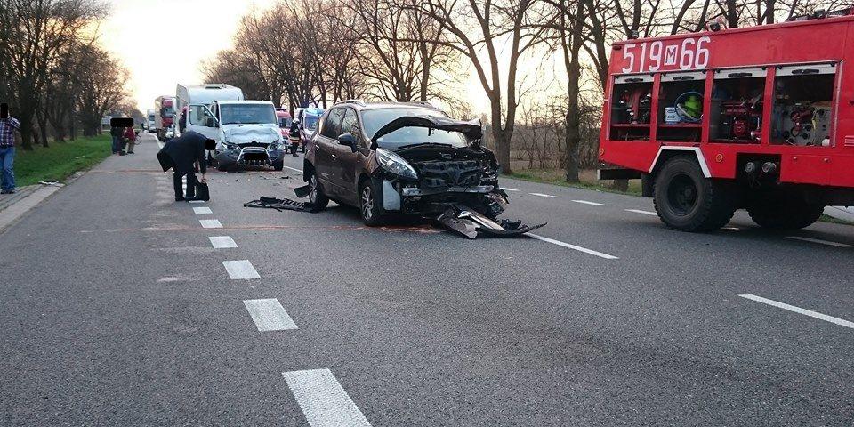 4 pojazdy zderzyły się w Kałuszynie