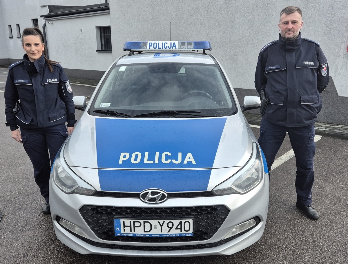 Łuków: Policjanci pomogli naprawić skuter inwalidzki