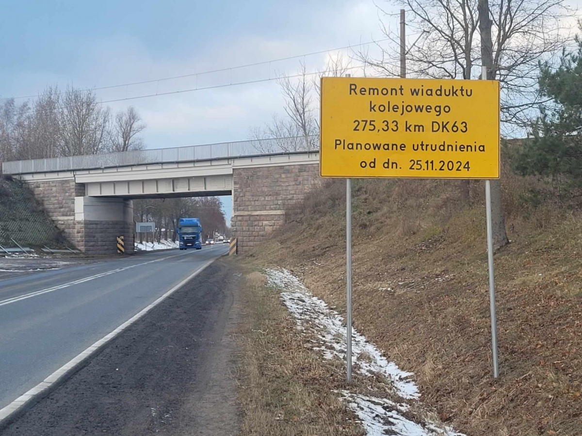 Prace remontowe przy wiadukcie w Ujrzanowie