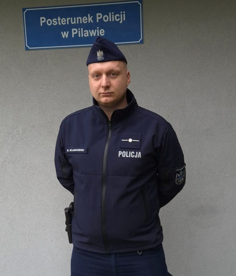 Policjant reanimował mężczyznę