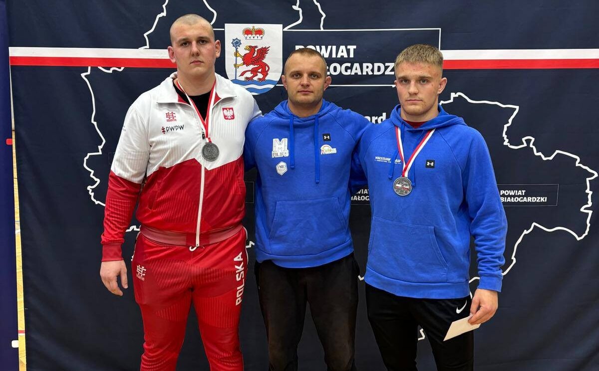Srebrni zapaśnicy WLKS
