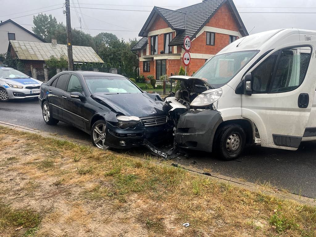 Wypadek w Skórcu - DW 803 nieprzejezdna