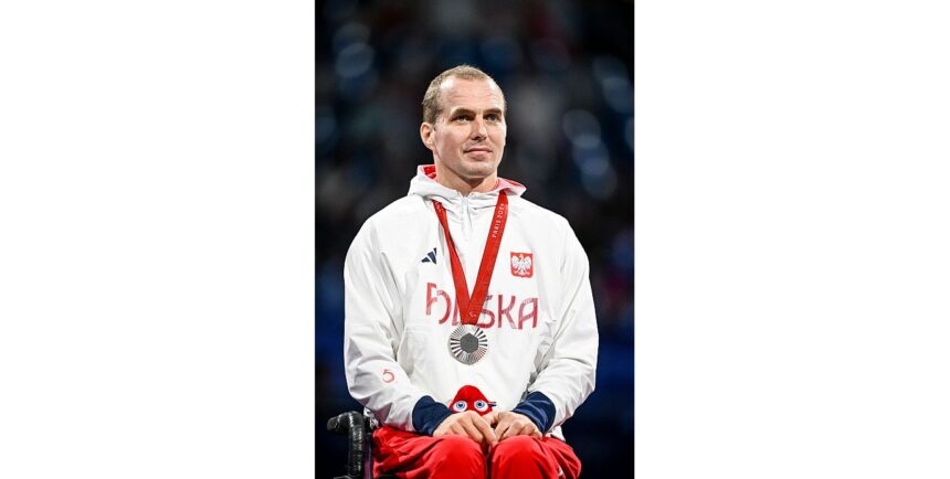 Igrzyska Paraolimpijskie w Paryżu - Piotr Grudzień i Michał Dąbrowski z medalami