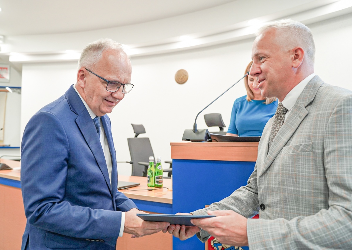 Nowi dyrektorzy w siedleckich szkołach. Pożegnania i powitania