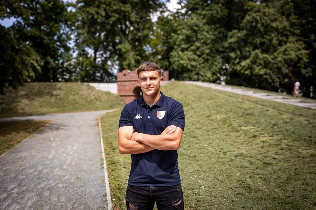 Zamienił Wrocław na Siedlce. Jakub Lutostański nowym napastnikiem Pogoni
