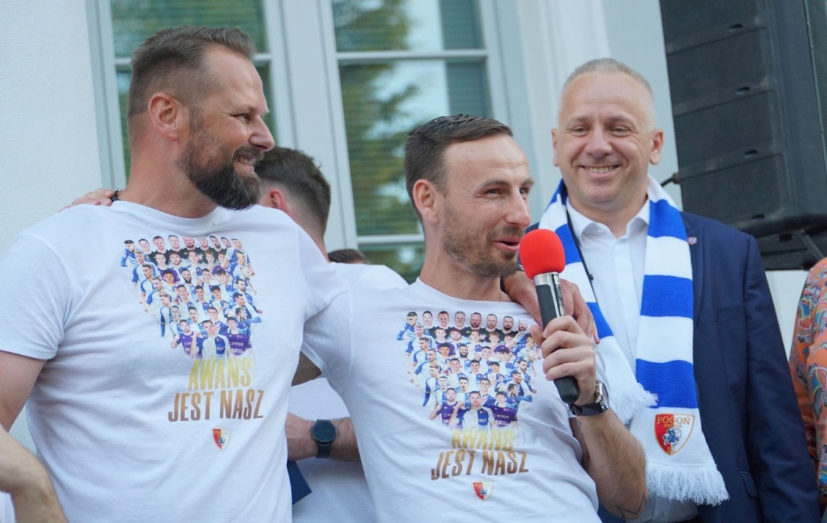 Awans trzech Pogoni