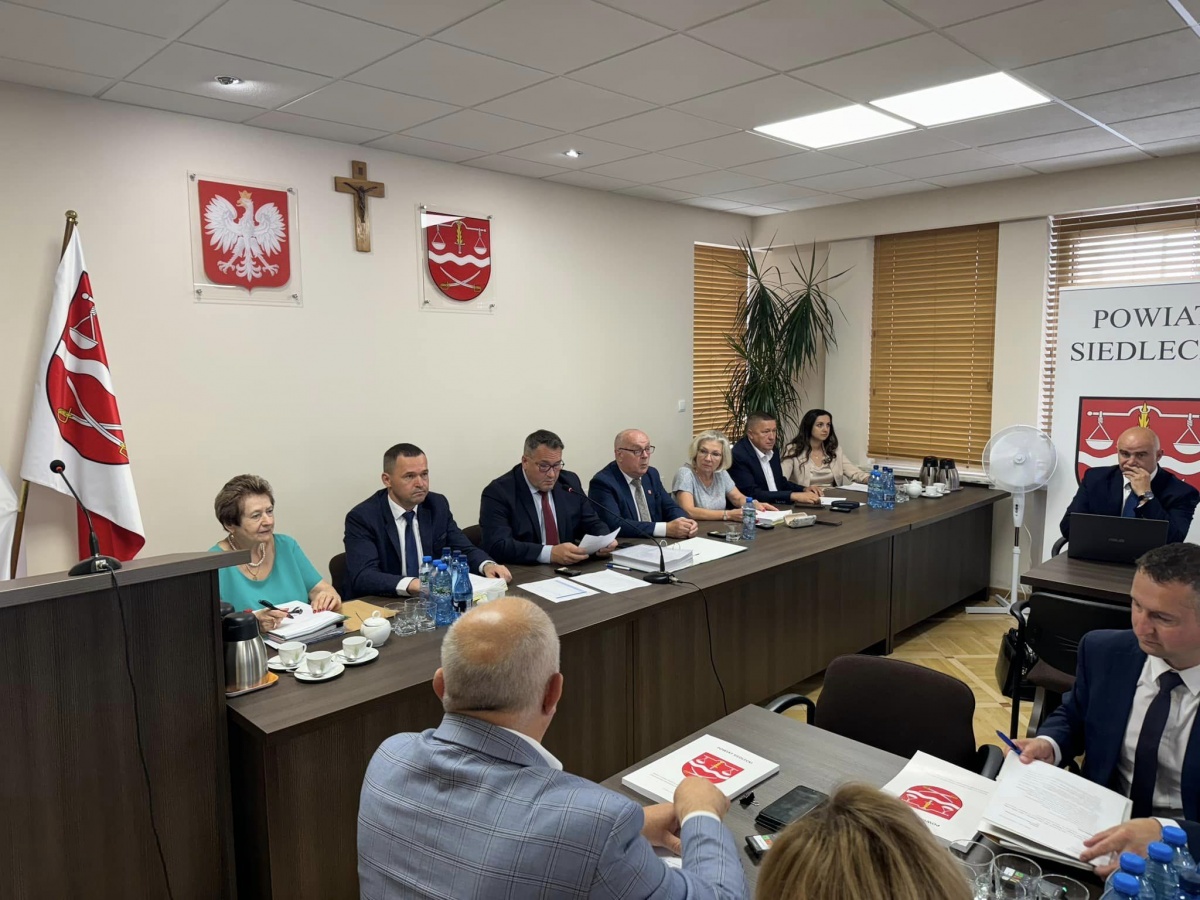 Wotum Zaufania dla Zarządu Powiatu w Siedlcach. Wszyscy byli 