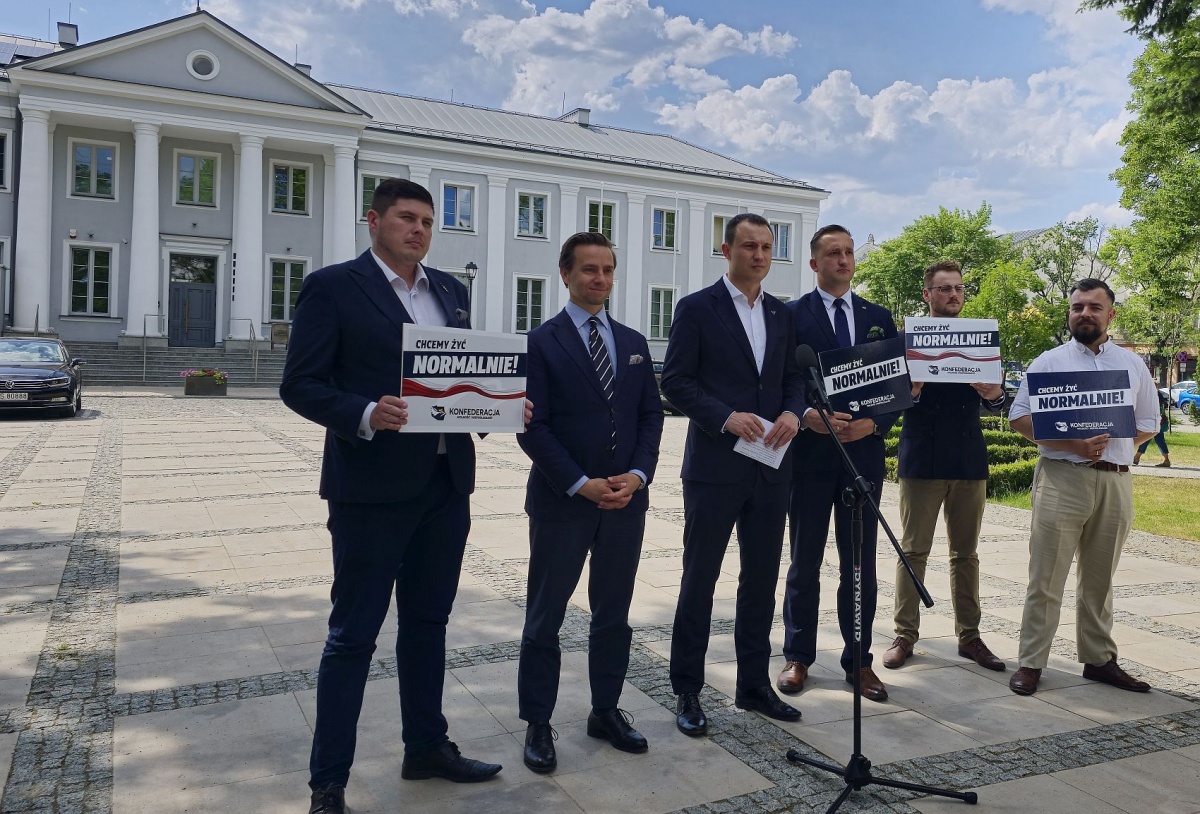 Bosak: PiS, Platforma, Lewica i PSL zasługują na mniej